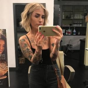 Meet your Posher, Jenna